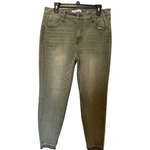 NWOT Realm Denim Crop Jeans Size 33 Ivy Dark Stretchy Frayed‎ Ends Tapered